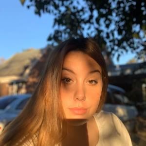 Meet your Posher, Destiny